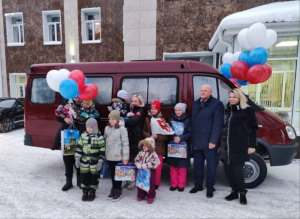 ТД "Спарз" участвовал в организации передачи автомобиля ГАЗель многодетной семье из Всеволожского района Ленинградской области.