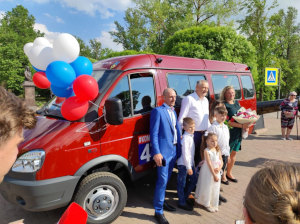 9 июня, в День рождения Петра I, губернатор Ленинградской области посетил Кировский район с рабочей поездкой. 