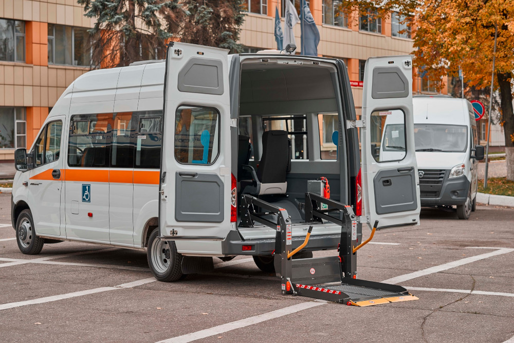 Микроавтобусы «ГАЗель NEXT» для маломобильных граждан в Яндекс.Такси